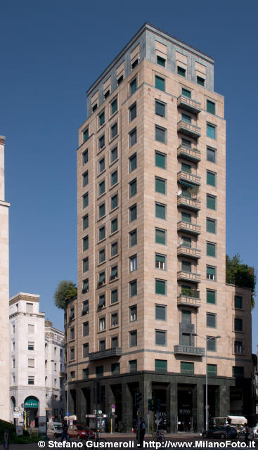  Torre Snia - click to next image