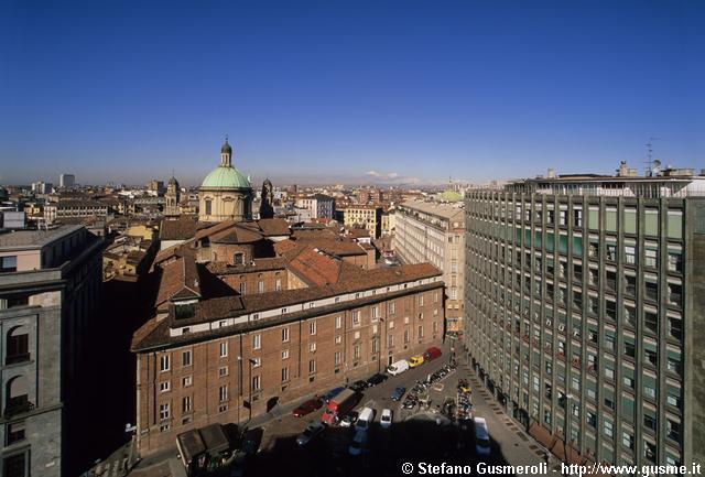  Piazza Missori 4 e 2 - click to next image