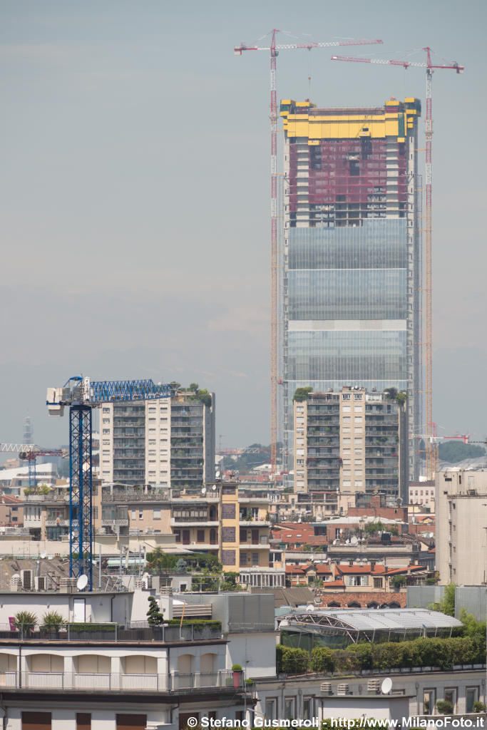  Torre Isozaki su Monti57 - click to next image