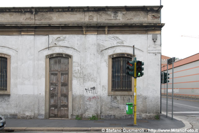  Via degli Olivetani 11 - click to next image