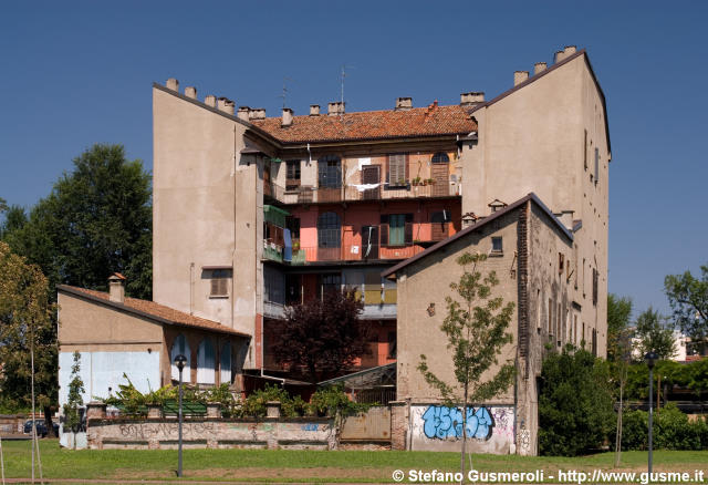  Ripa di Porta Ticinese 83 - click to next image