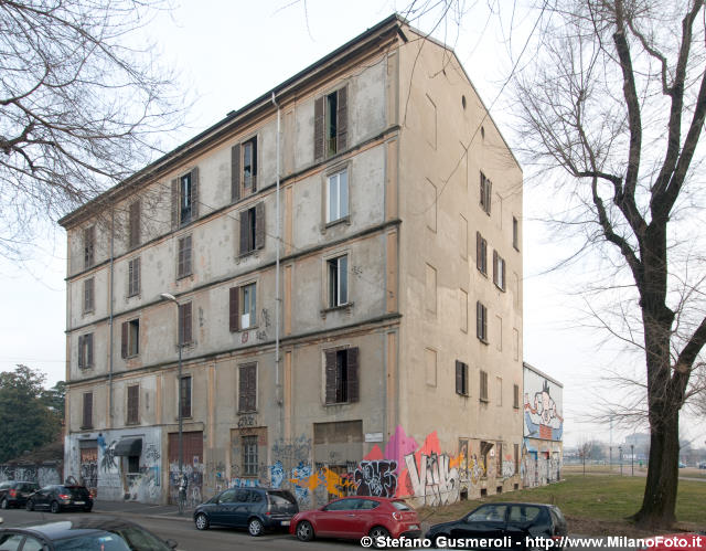  Ripa di Porta Ticinese 83 - click to next image