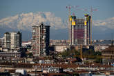 20131111_102621 Monti57, Revere2, torre Isozaki e monte Rosa