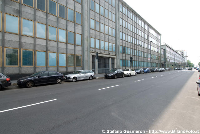  RCS di via Rizzoli 6 - click to next image