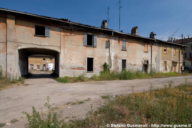  Corpo centrale - click to next image