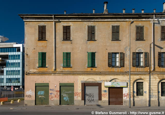  Spigolo Ovest - click to next image