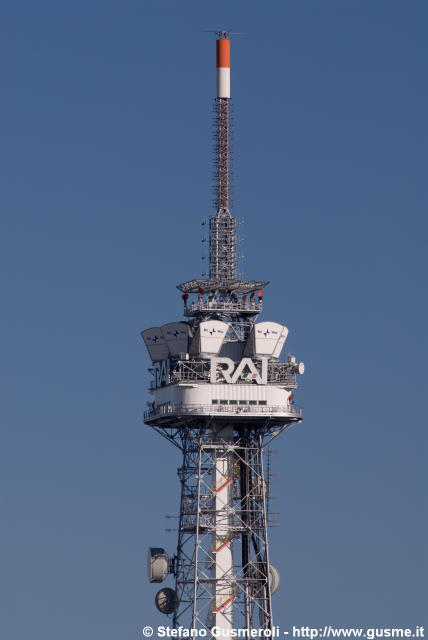  Torre RAI - Fronte Sud-Ovest - click to next image