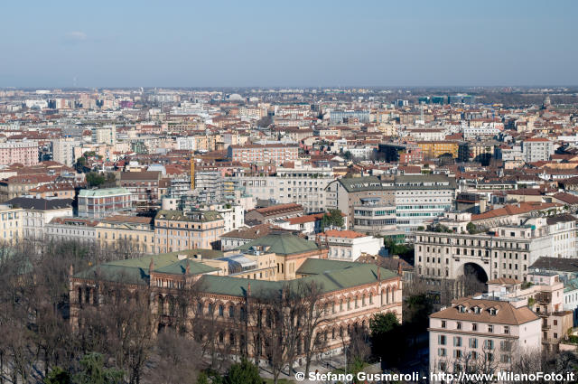  Panorama sul Museo di Storia Naturale - click to next image