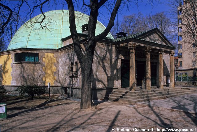  Planetario Ulrico Hoepli - click to next image