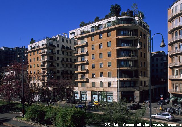  Viale Vittorio Veneto 24 - click to next image