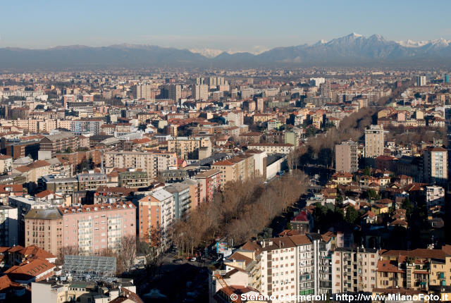  Viale Zara verso le Grigne - click to next image