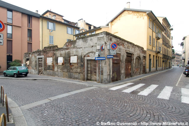  Via Zecca Vecchia 2 - click to next image