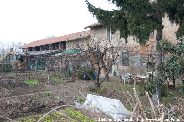  Cascina Linterno - Fronte Sud - click to next image
