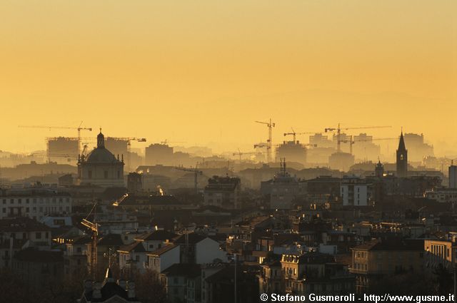  Controluce S.Lorenzo, S.Eustorgio e cantieri ex OM - click to next image