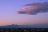 20070730_178_12 Altocumuli sulla città al tramonto e Grigne