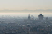 20120109_100257 Duomo e nebbietta verso gli appennini