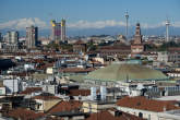 20131111_101812 Tetti del centro, torri e alpi