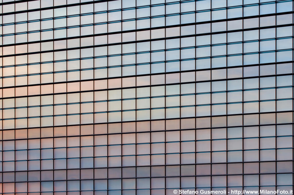  Clad torre KPF - click to next image