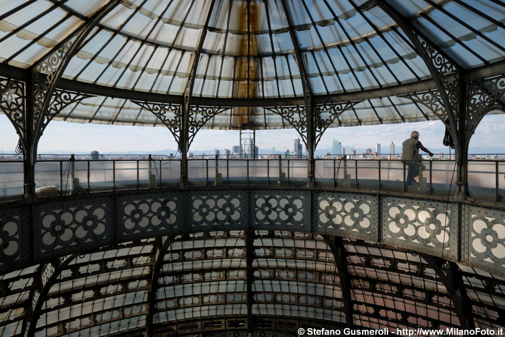  Lanterna - click to next image