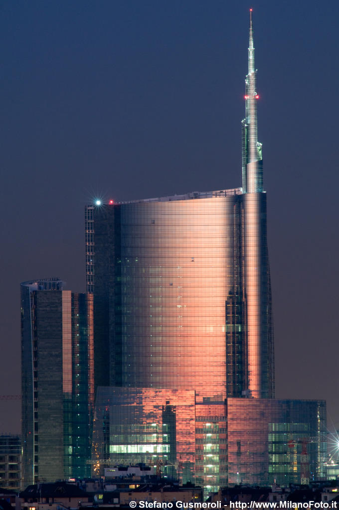  Torre Pelli al tramonto - click to next image