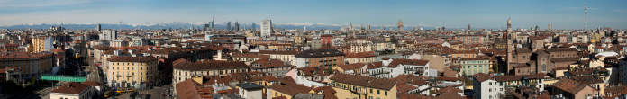 20130321_155029_P Panoramica sui tetti di via Vigevano