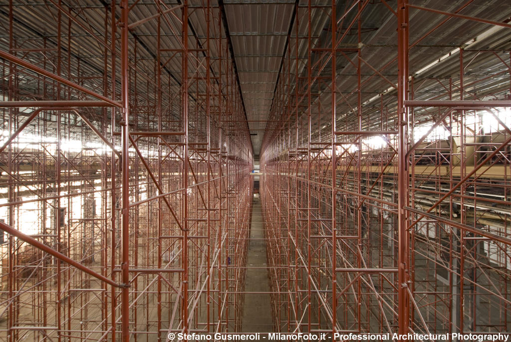  Ponteggi all'interno del pad.11 - click to next image